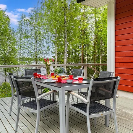 Hygge Host - Sauna Cottage By The Lake, Norvajaervi